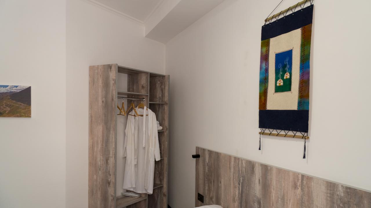 בישקק Home Guest Residence מראה חיצוני תמונה