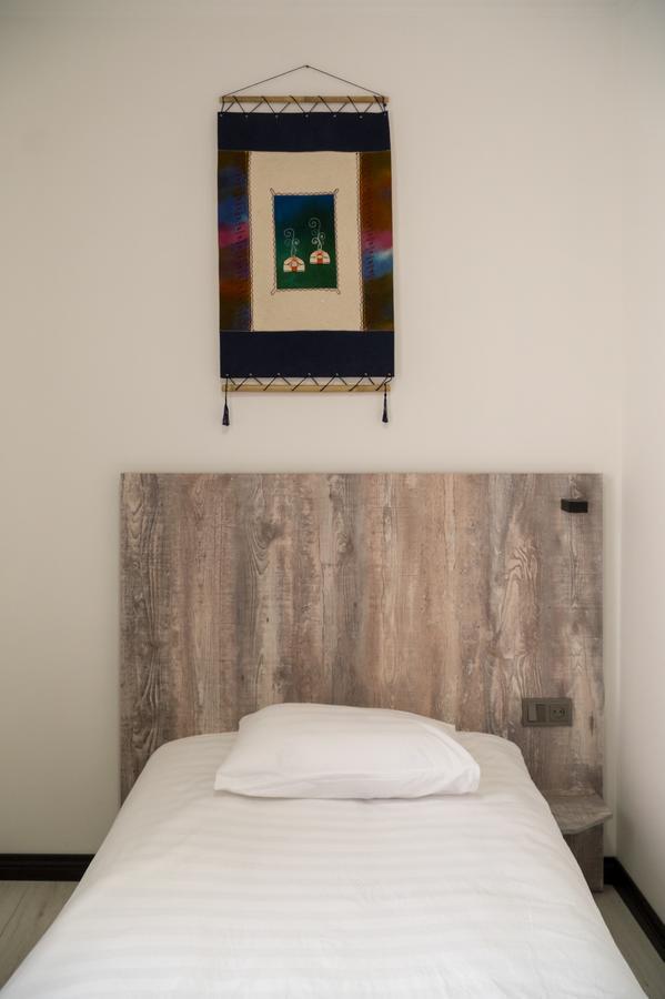 בישקק Home Guest Residence מראה חיצוני תמונה