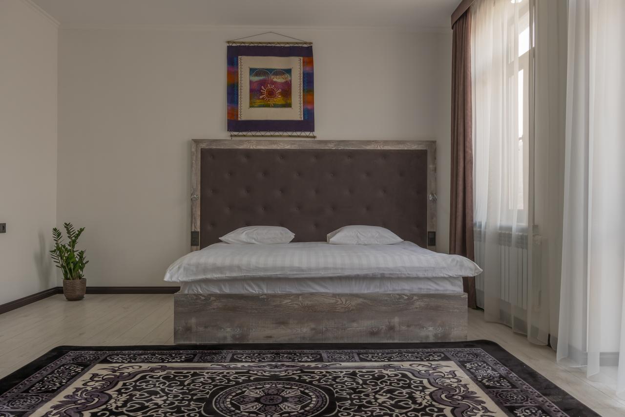 בישקק Home Guest Residence חדר תמונה